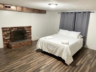 Comfortable Gonzaga unit close to Downtown Spokane - Spokane - 1