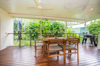 Arcadia Beachfront Cottage - 7