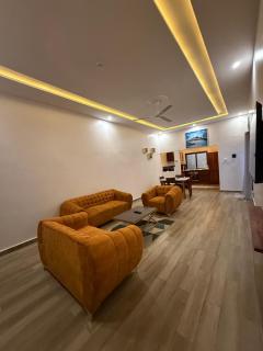 Luxurion Nest, appartement d'exception climatisé avec fibre 2ch - Abomey-Calavi - 0