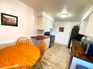 Updated duplex near Gonzaga and Downtown Spokane - Spokane - 5
