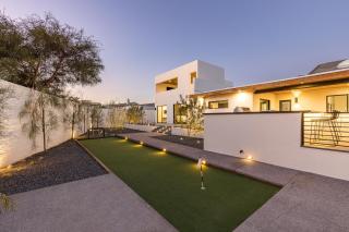 Luxury Micro-Resort, Theater, Sauna, Heated Pool - Phoenix - 6
