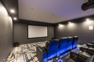 Luxury Micro-Resort, Theater, Sauna, Heated Pool - Phoenix - 5