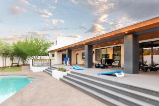 Luxury Micro-Resort, Theater, Sauna, Heated Pool - Phoenix - 2