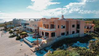 Hacienda Tankah Stunning Private Villa with 7 Bedrooms 8 Beds Pool and Personal Cook Luxury Exclusivity and Comfort for Groups and Families of up to 14 Guests in a Paradise by the Sea - Tulum - 2