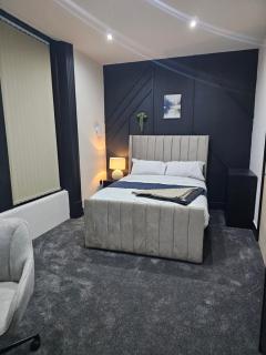 Springwood Villa - Huddersfield - 5