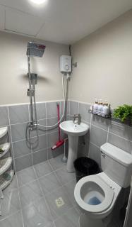 Condo hotel in Lapu Lapu City - Basbas - 0