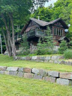 Lake views, spa, king bed, Golf Club amenities - Saint-Faustin - 0
