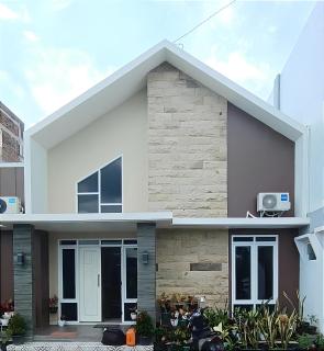 Yasmine Homestay Rejodani - Ngaglik - 9