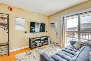 4 Mi to Stowe Mountain Resort Studio with Balcony - Stowe - 8