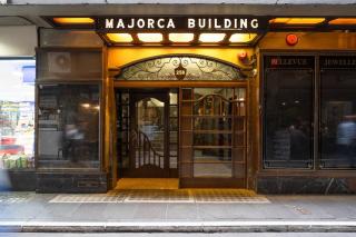 Flinders Lane Hideaway - Light-Filled CBD Retreat - 4