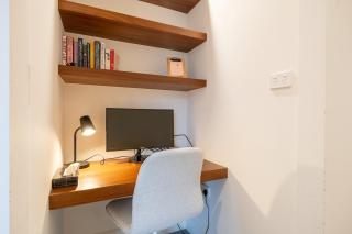 Flinders Lane Hideaway - Light-Filled CBD Retreat - 2