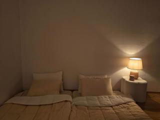 # Itaewon 10 minutes on foot # Hangangjin Station 3 minutes # Hannam Hot Place # Private Room 3 Person Single 2 - Seul - 3