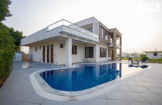 StayVista at Lush Haven with Pool, AC - 7