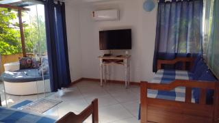Recem reformado, apartamento na Ferradurinha - 1