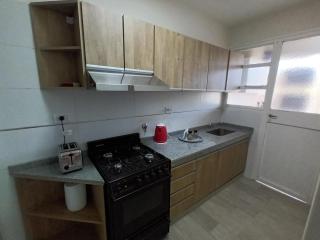 Frente al Parque San Martín - 1