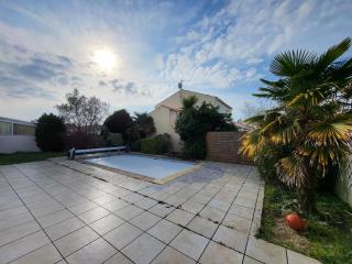 AGREABLE MAISON 2 CHAMBRES AVEC PISICINE ET STATIONNEMENT DANS UN QUARTIER CALME - FR-1-92-947 - Les Sables-dʼOlonne - 9