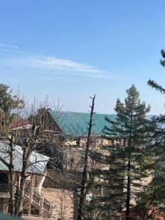 Monetta Hotels and Resorts Murree at Morningside Murree - 1