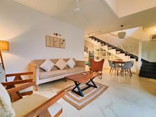 Riviera 01, Siolim- 3BHK Villa With Pool View - 9