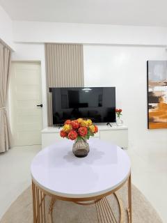 Le Luxe 102 by Ara li - Manila - 3