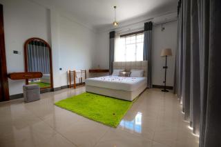 wicky villa - - 9
