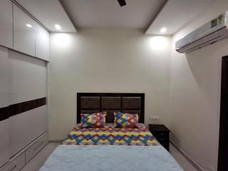 Aujala Homes CosmoNook Retreats - Kharar - 4