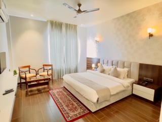 The Triple Seven - A Luxury Boutique hotel best Mountain view in Pushkar - 3