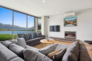 Modern Living in Pounamu - Unit 22 - Queenstown - 0
