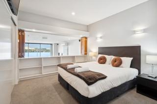 Modern Living in Pounamu - Unit 22 - 3