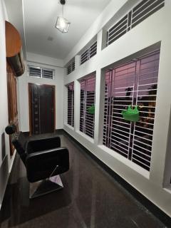Hazarika Inn - Guwahati - 9