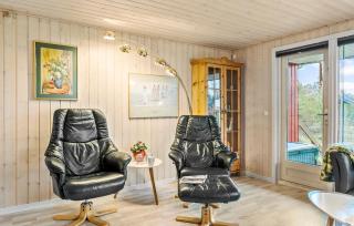 4 Bedroom Awesome Home In Hadsund - 6