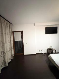 R Room - Otopeni - 8