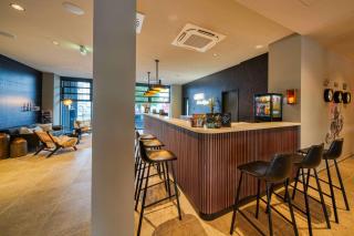 Vienna House Easy by Wyndham Hannover City - 1