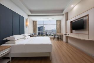 Ramada by Wyndham Zhangjiajie Tianmen Mountain - Zhangjiajie - 2