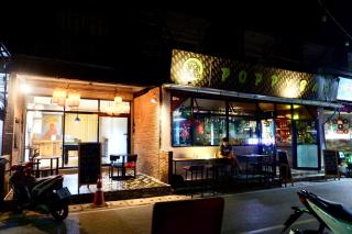 Poppy hostel - 1