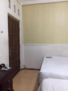 Surya Wijaya Homestay - Timuran - 2