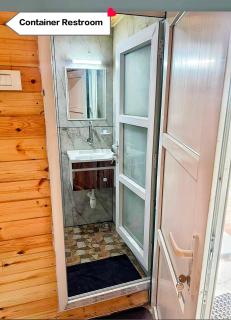 Tickle camping luxury home stay - 4