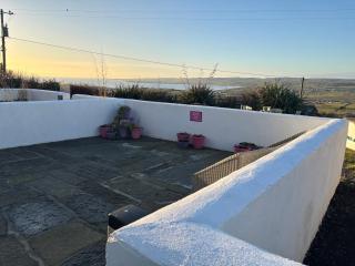 Bay View Hideaway Lahinch - Lahinch - 0