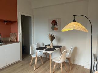 Appartement privé, vue eglise, plein centre - 5