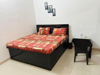 Sanatan Home Stay - Faizābād - 4