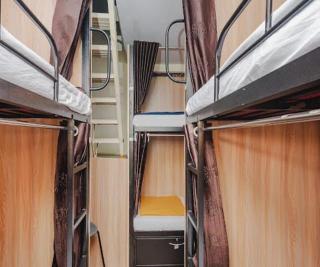 Golden Sands Dormitory and Single AC Rooms - Mumbai - 8