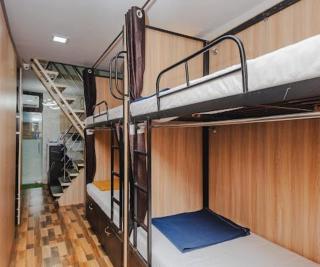 Golden Sands Dormitory and Single AC Rooms - Mumbai - 4