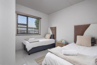 Ballito Groves apartment-sleeps 4 -pool -gym - Ballito - 6