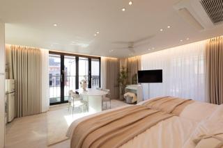 Hongdae #Maru Yeonnam 3 # Cafe Street # Yeontral Park # Comfort # New - 0