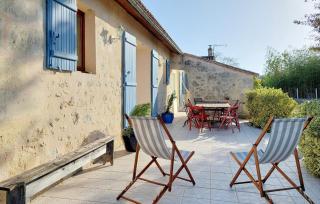 Awesome Home In Ambares Et Lagrave - Ambarès-et-Lagrave - 9