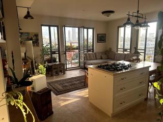 Boutique Sea View Apartment - Tel Aviv - 0