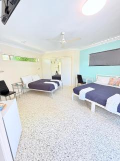 Emu Park Beach Resort - 3
