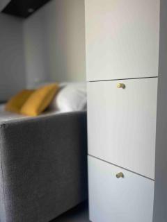 Peaceful new Apartment in heart of French Riviera with Mountain and Pool view - 6