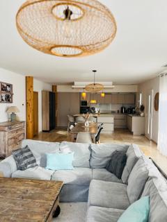 Large modern house near St Rémy de Provence - Graveson - 0