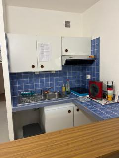 Studio 4 couchages avec piscine d'été vue port - 4