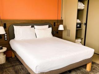 Novotel Suites Clermont Ferrand Polydome - Clermont-Ferrand - 5